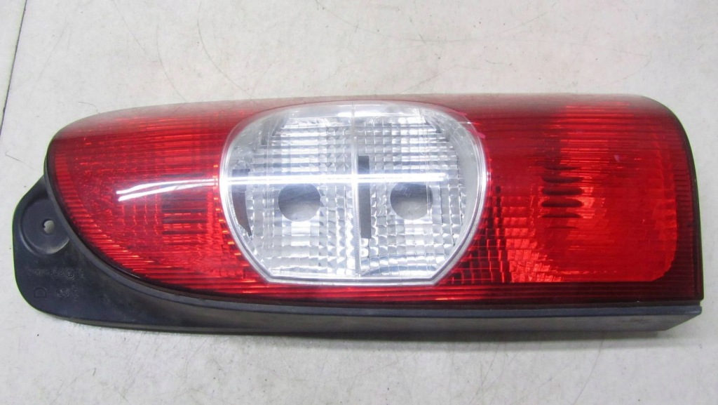 фото №1, Master ii movano лампа правая задняя задняя 8200171478