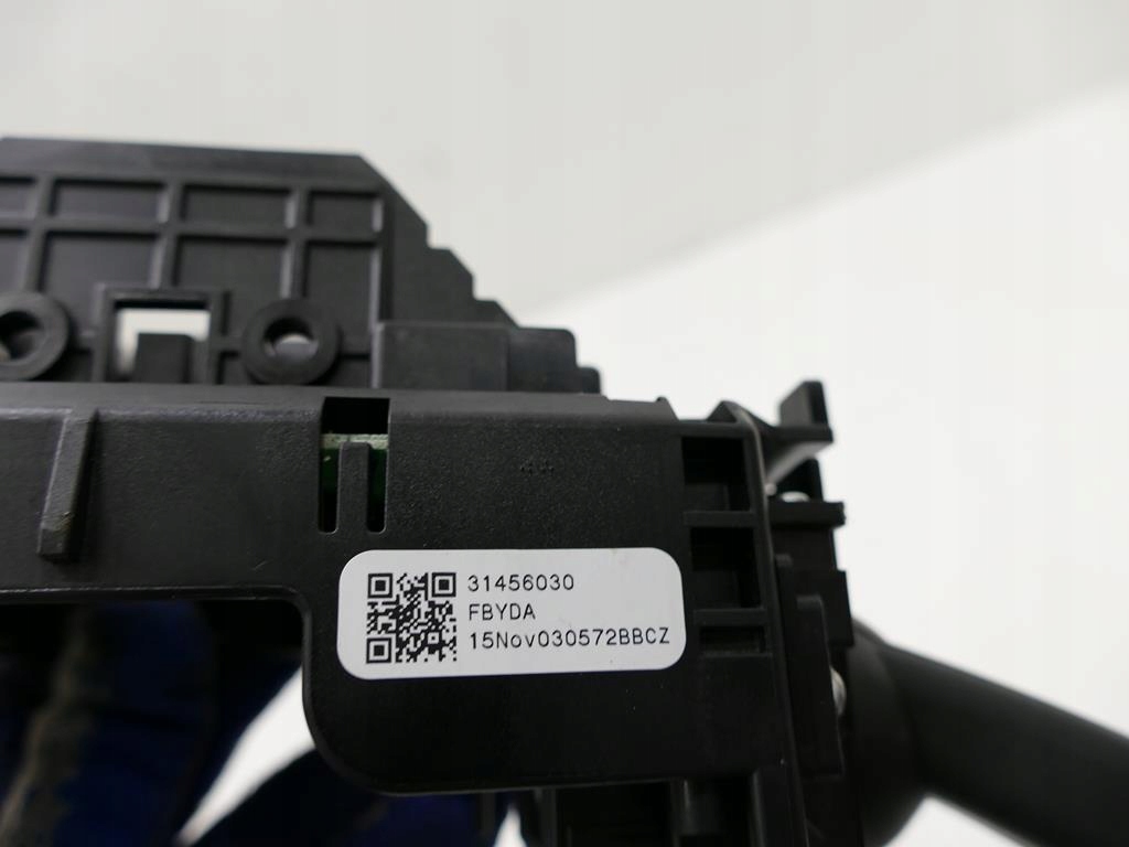 фото №10, Volvo v40 ii 2.0 d3 перемикач комбінований xc40