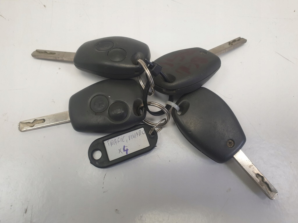 фото №1, Trafic vivaro master ключ pilot 2 кнопки