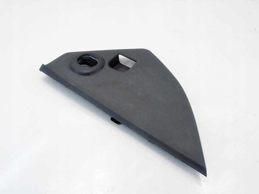 фото №1, Корпус консоли левая tucson i 2005 84765-2e000