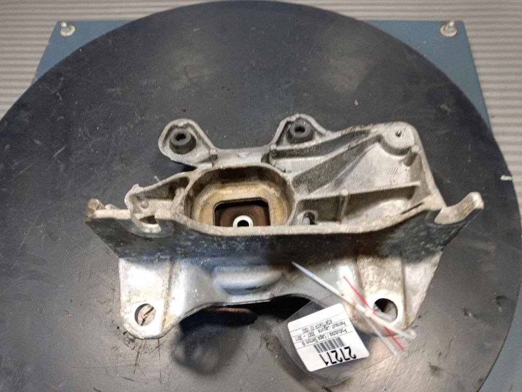 фото №6, Renault laguna iii кронштейн подушка коробки 112200005r