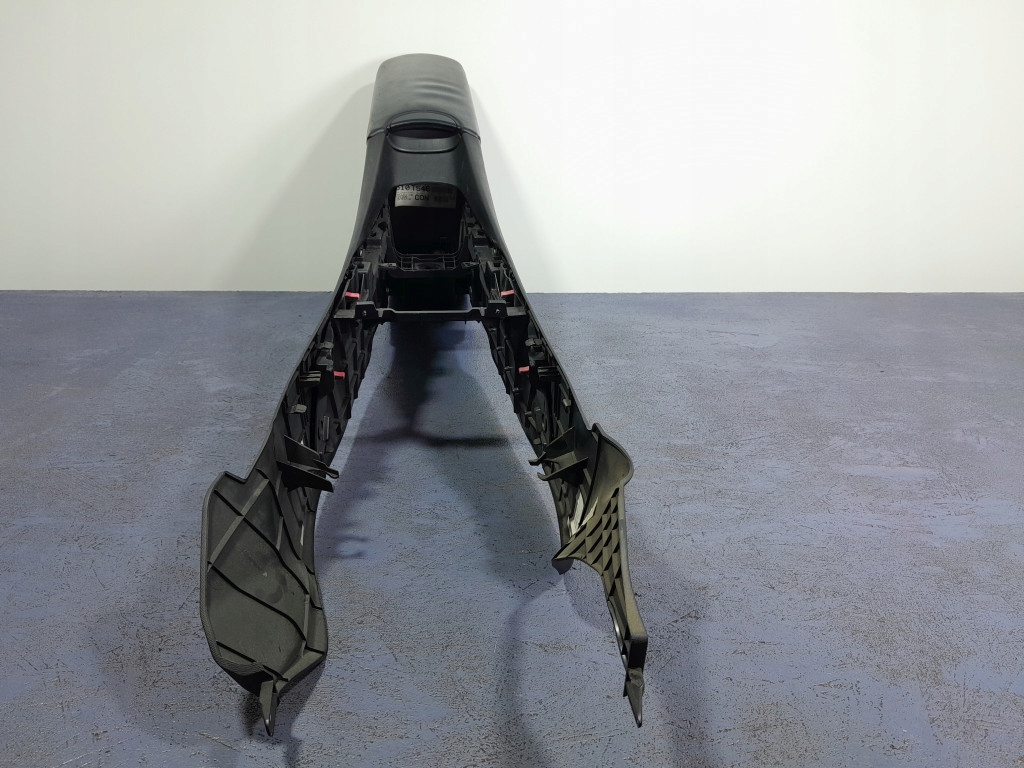 фото №6, Toyota avensis iii t27 туннель средний подлокотник eu