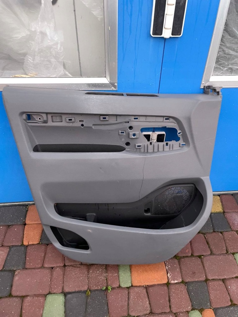 фото №1, Обшивка обивка обивка дверь левый перед expert jumpy iii 3 proace 98082244