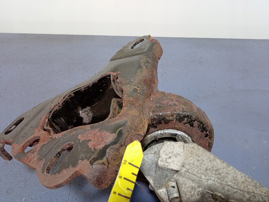 фото №7, Mini r55 r56 поворотный кулак задняя правая рычаг 6765378