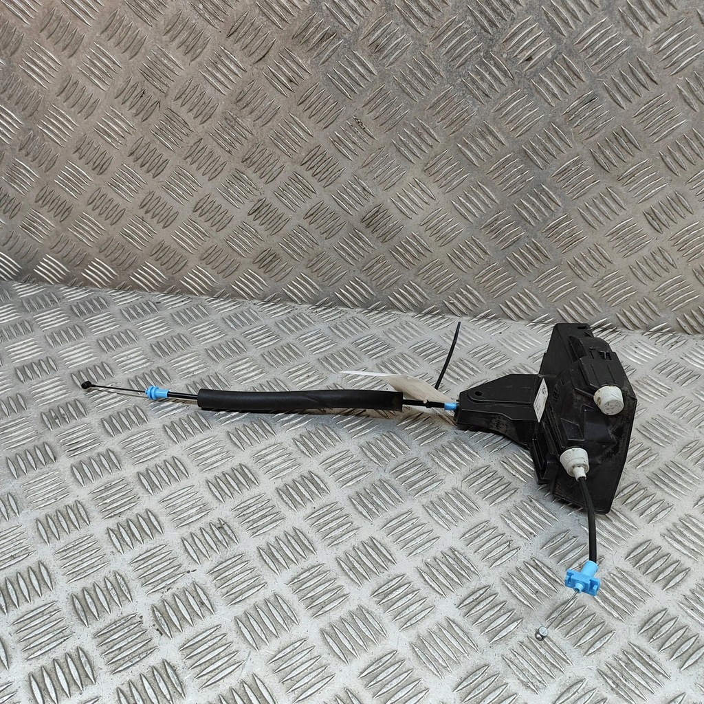 фото №2, Land rover range rover velar 2018 правая сторона замок дверь задних