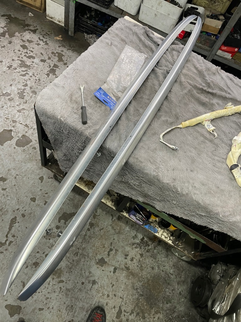 Купить Комплект рейлинги кровельные renault megane iv универсал