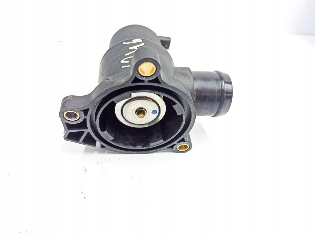 фото №7, Mercedes-benz b w246 w242 2013 корпус термостатів