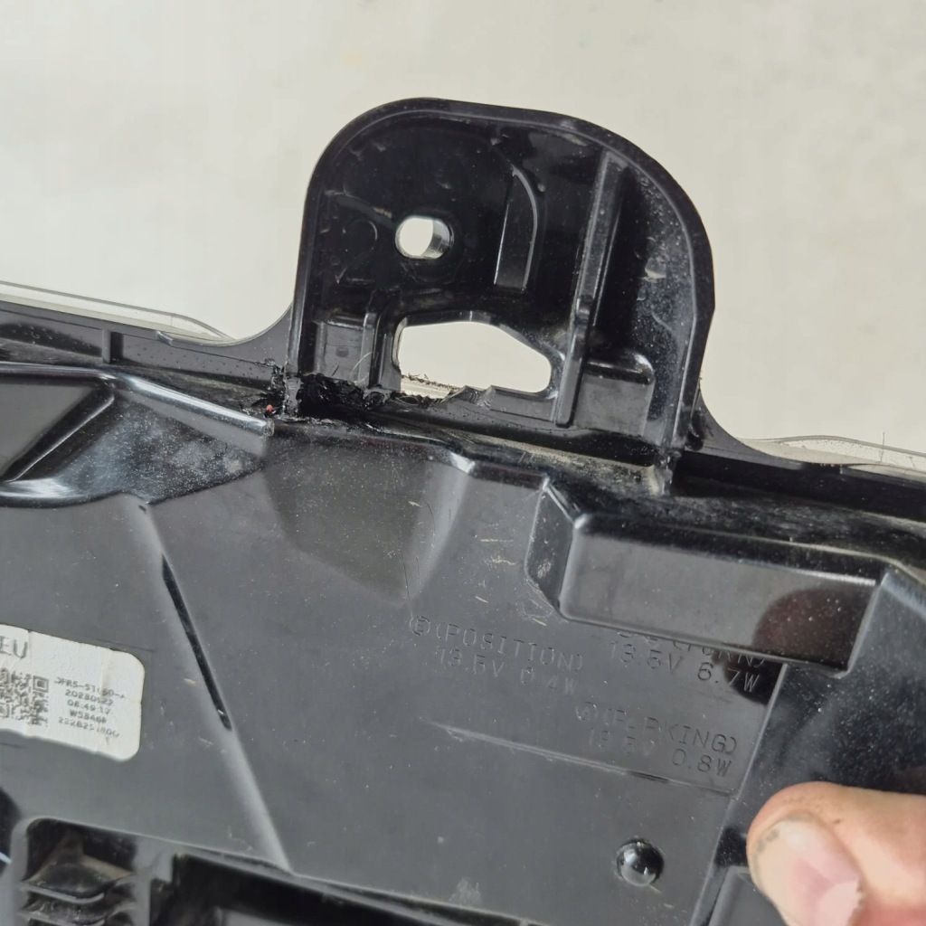 Mazda cx-30 19- led протитуманна фара правий Оригінал