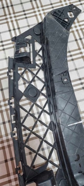 фото №7, Pas верхний кронштейн бампера mercedes a177