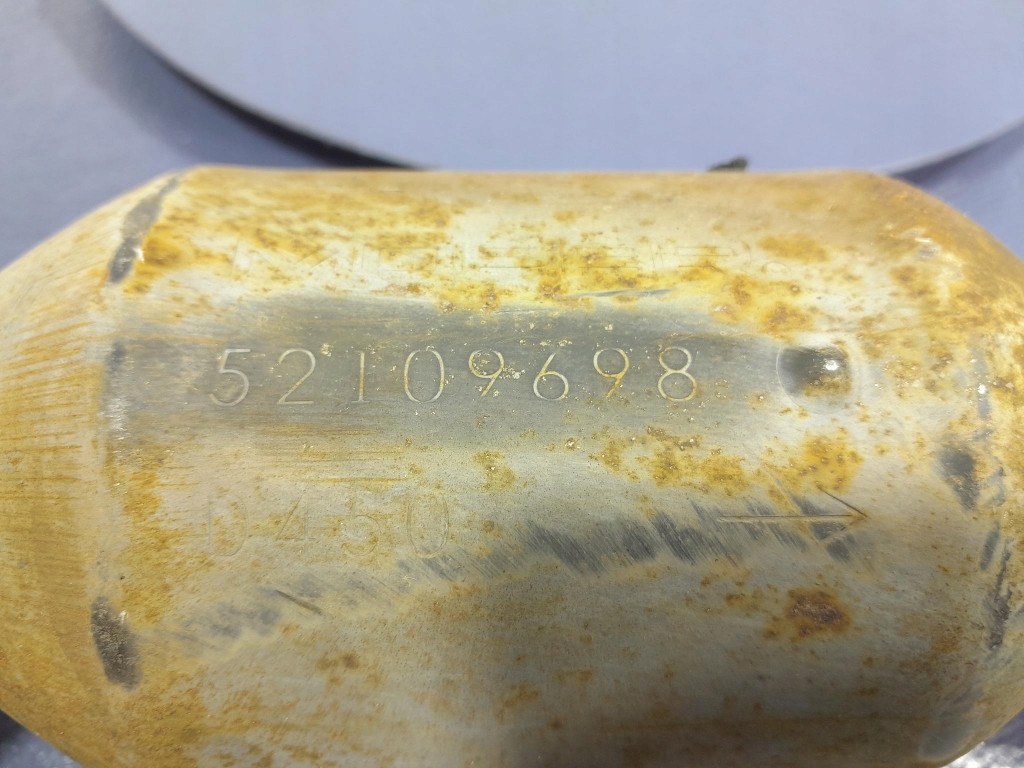 Alfa romeo tonale 1.3 gse t4 240 km phev гасник середній 52109698 Недорого