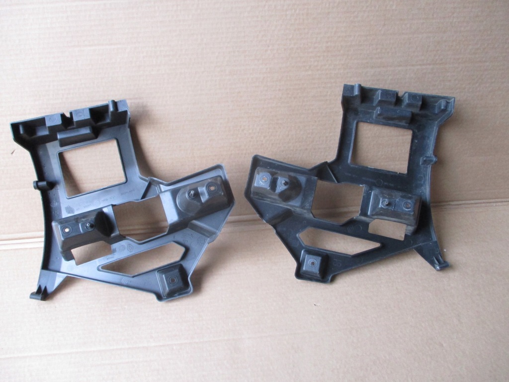 фото №2, Напрямна бампера правий задня renault megane iv sedan 850463728r