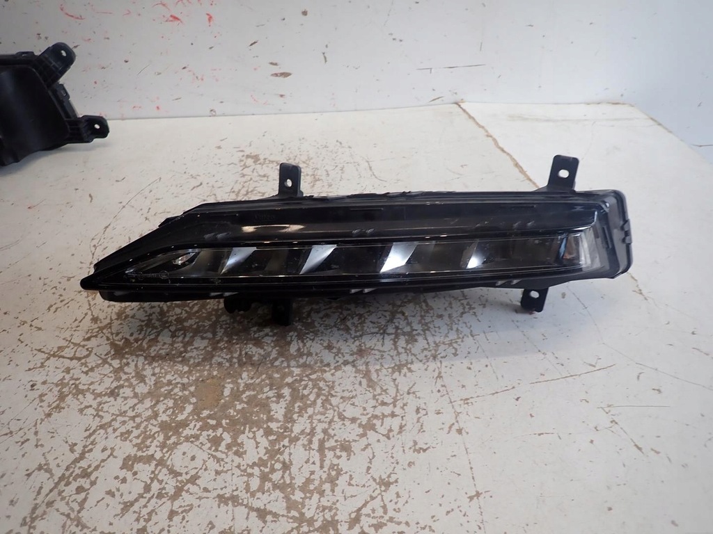 фото №1, Противотуманная фара левый led skoda superb iii lift 2019-