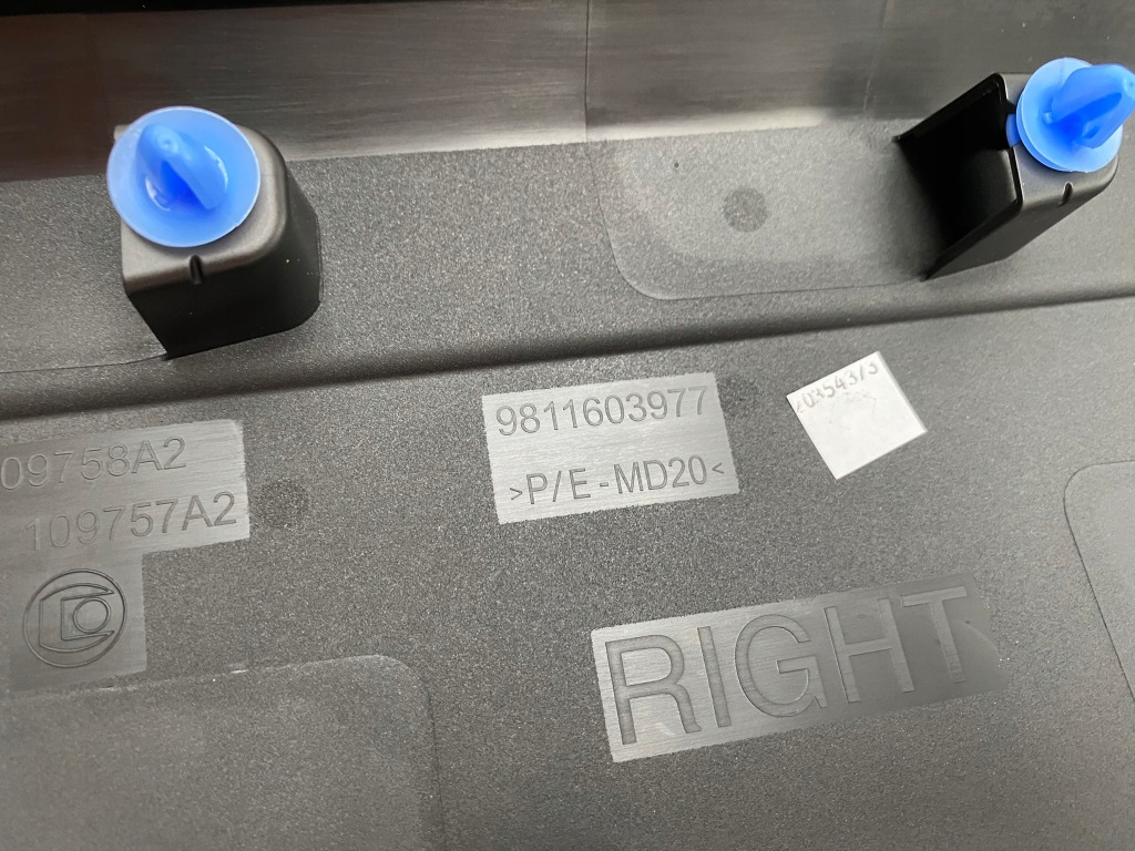 Peugeot 5008 3008 ii 2 17- молдинг накладка дверь правая перед 9811603977 Доставка