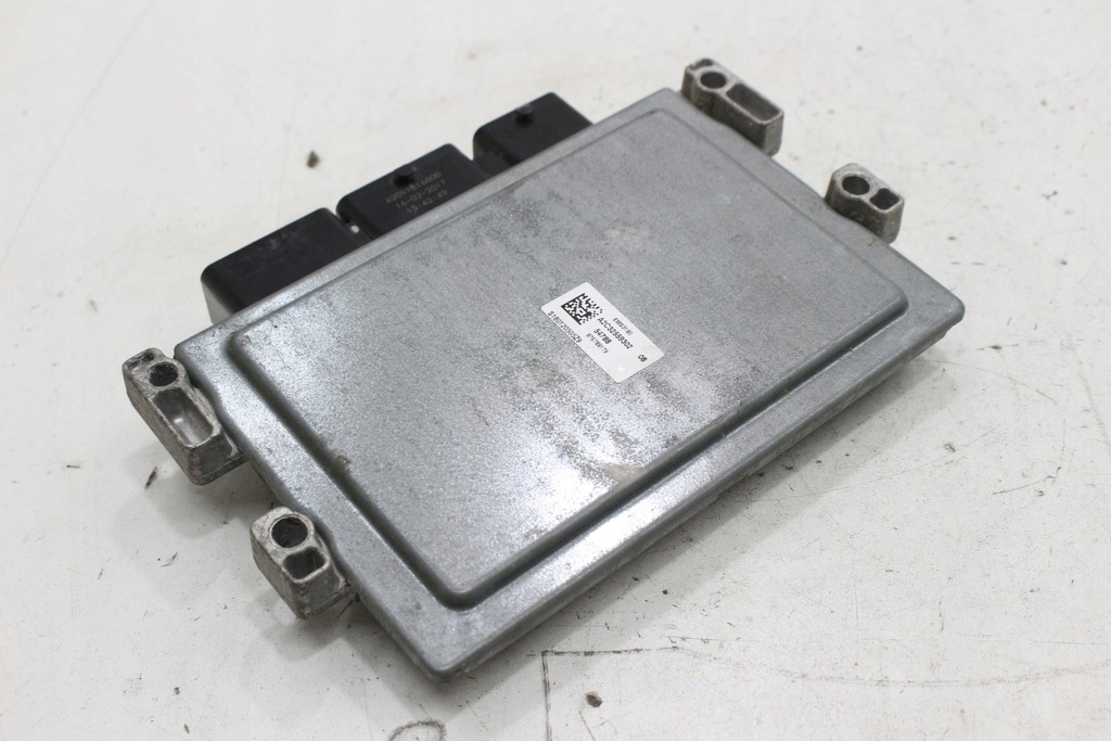 фото №7, Бортовой компьютер блок управления 237d40207r zoe