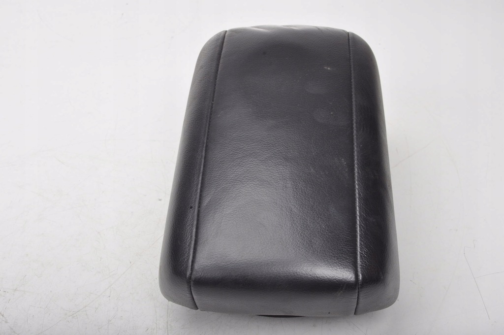 фото №5, Hyundai i30 i подлокотник кожа