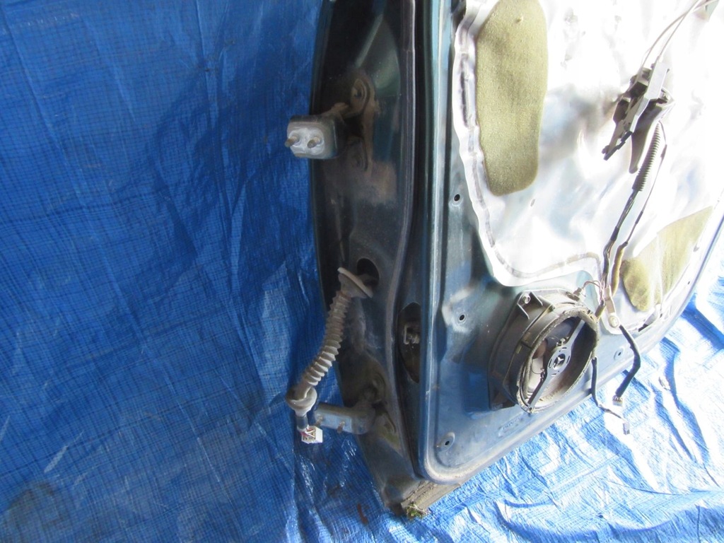 фото №10, Toyota sequoia 2003 двері праве задня