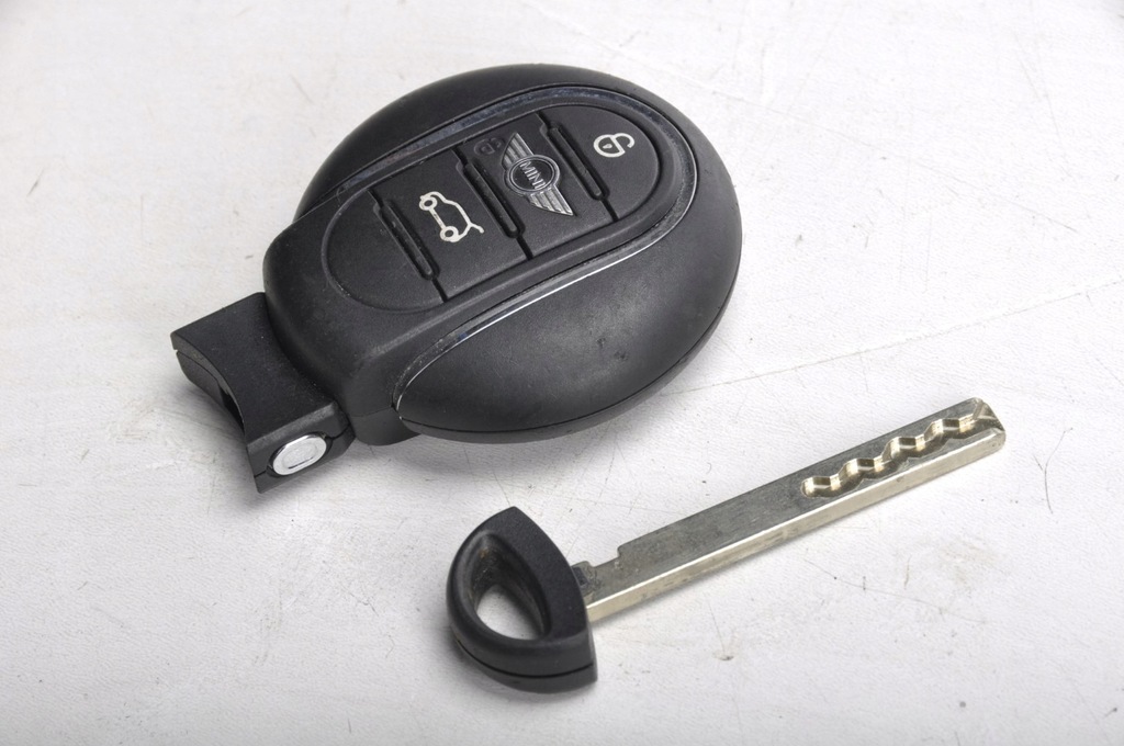 фото №1, Mini f55 ключ pilot