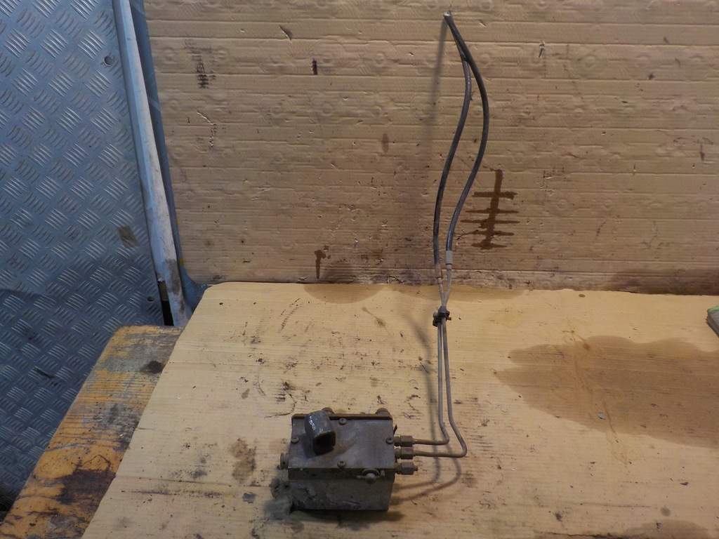 фото №1, Насос подъёма кабины, iveco eurocargo