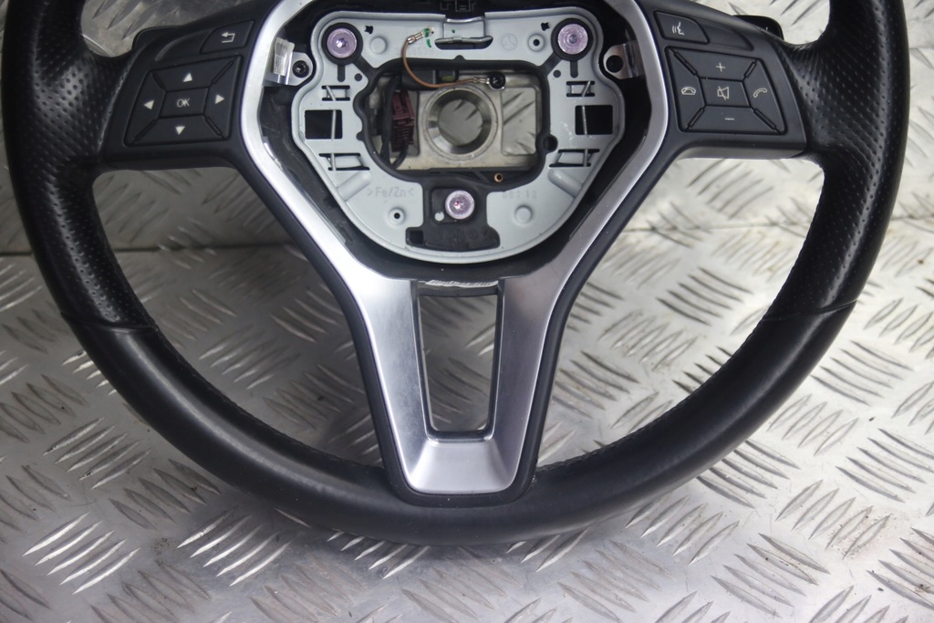 фото №6, Mercedes e w212 воздуховод amg