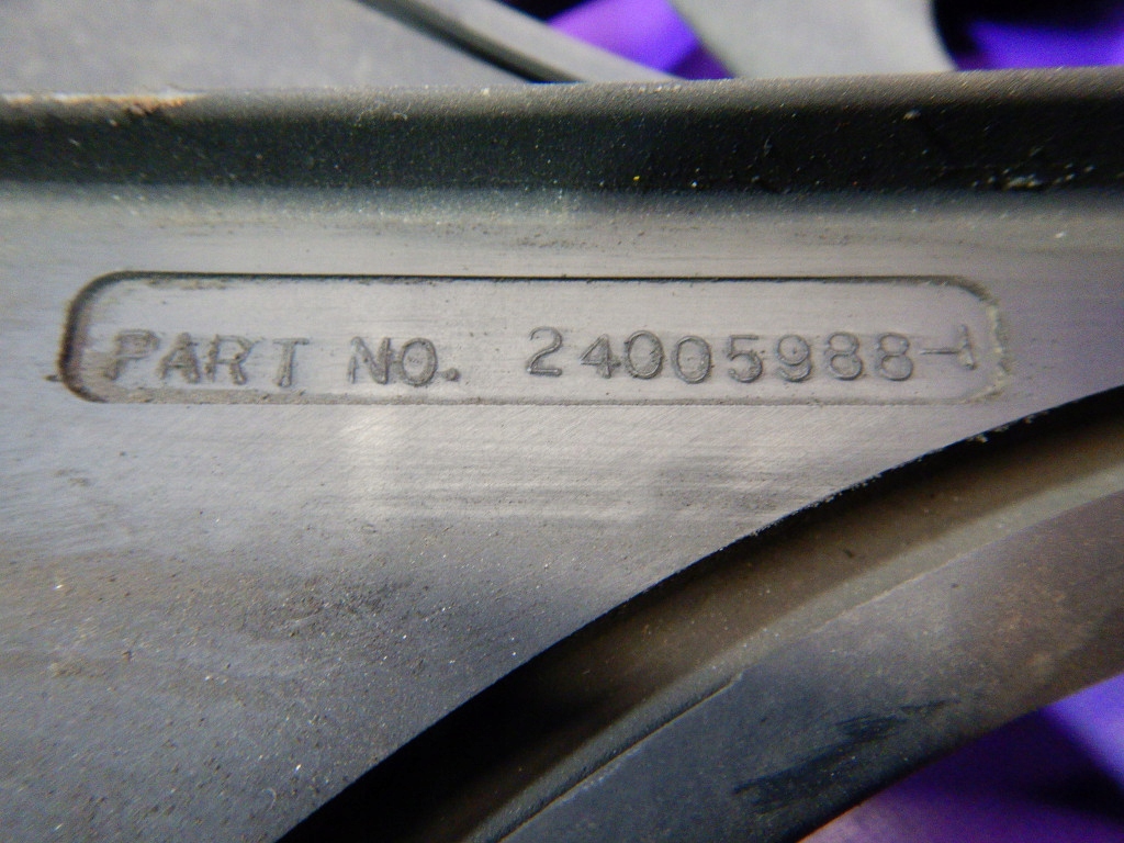 Opel sintra 96-99 2.2 dti 116km вентилятор радиатора 24005988 Оригинал