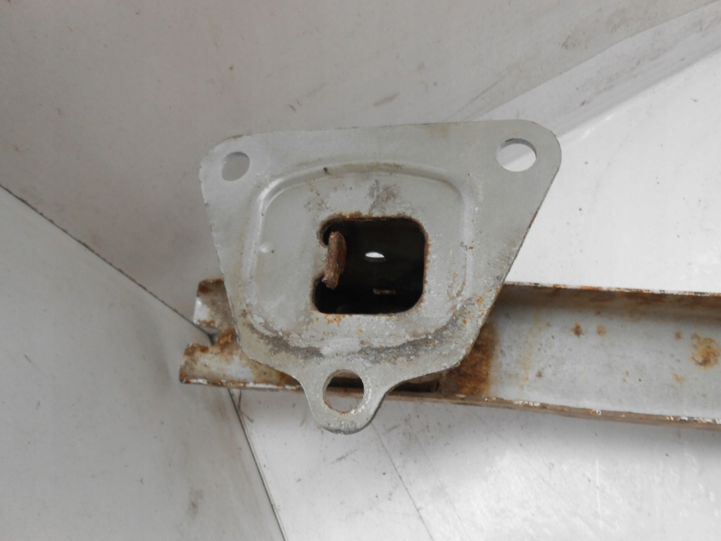 Renailt kangoo i усилитель бампера балка задняя 9358192op 9358193or в Украине