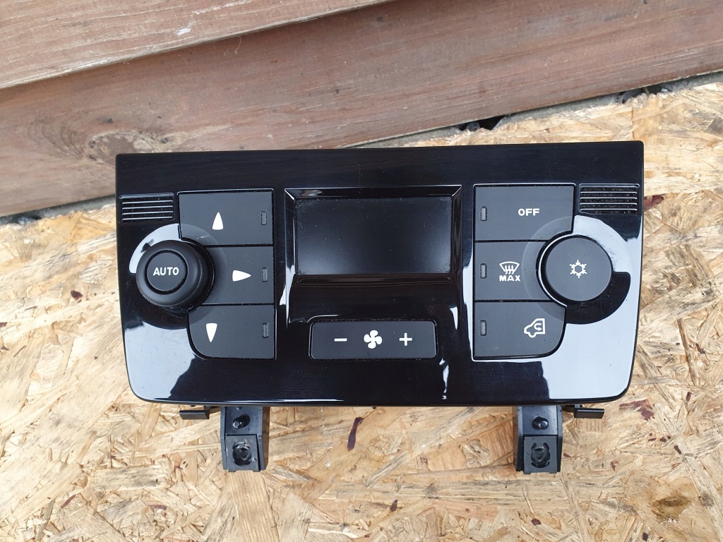 фото №1, Панель обдув кондиционера duacto iii 735535097