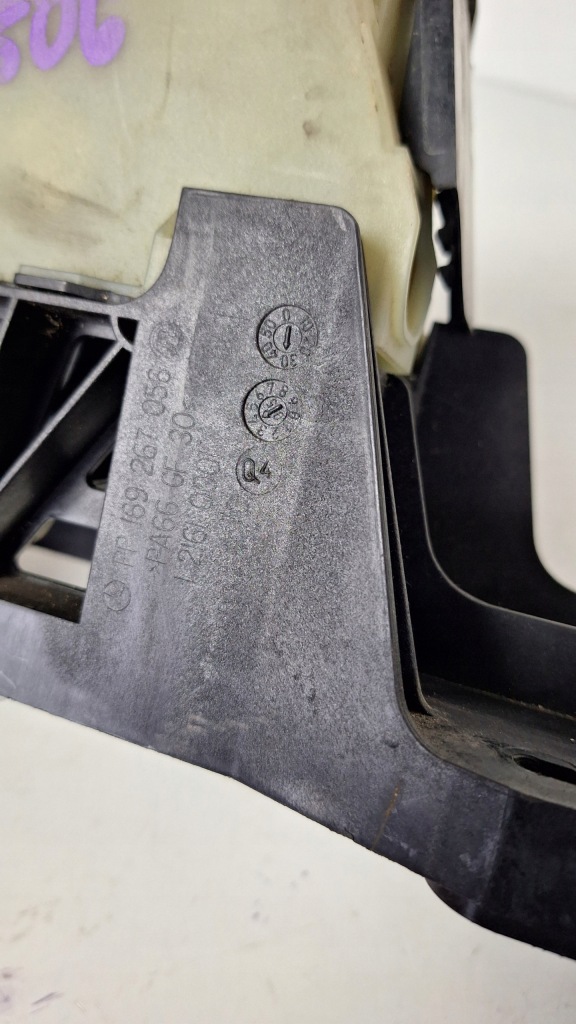 Mercedes a klasa w169 кулиса  передач ручка передача 169267056 кулиса Недорого