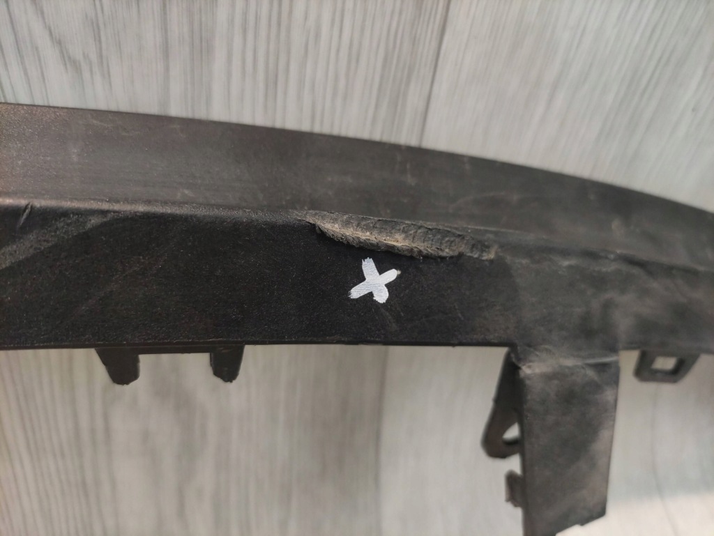 фото №8, Tesla model iii 3 молдинг бампера задня 108398400d