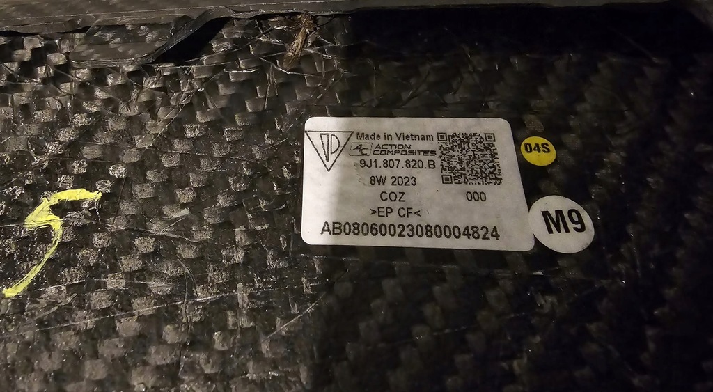 фото №8, Молдинг спойлер бампера перед porsche taycan 9j1 карбон левая