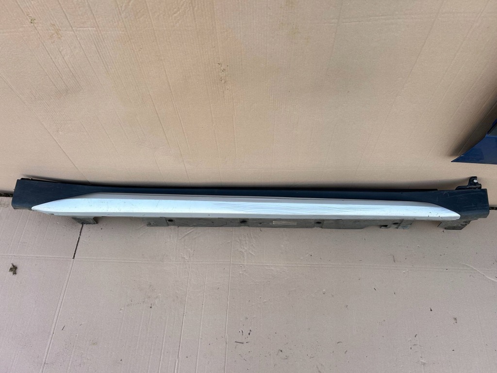 фото №1, Bmw x1 f48 f49 поріг правий молдинг поріг права сторона 7332328
