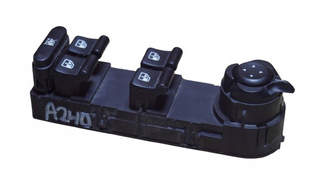 фото №1, Панель переключатель окон alfa romeo giulietta