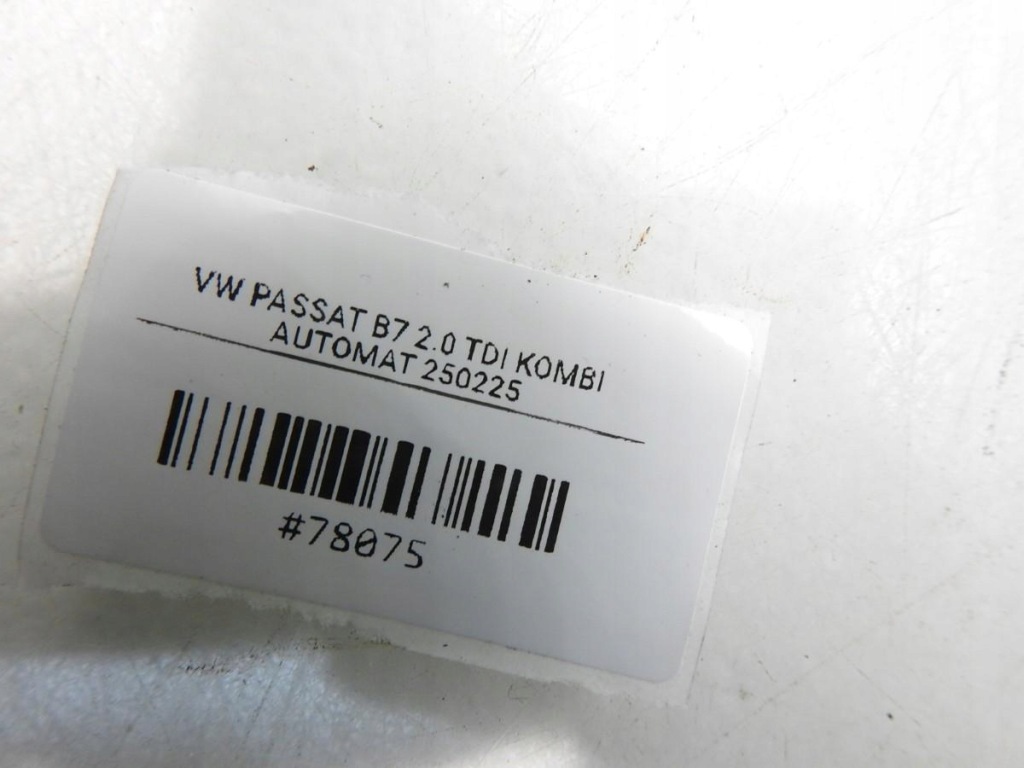 фото №4, Скло двері правий задня vw passat b7 kombi