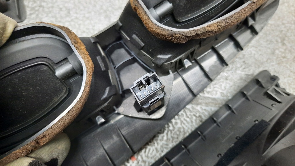 фото №8, Решётки обдув volvo s60 i комплект