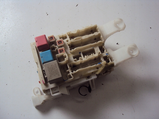 фото №1, Коробка запобіжників toyota rav-4 iii 05-08