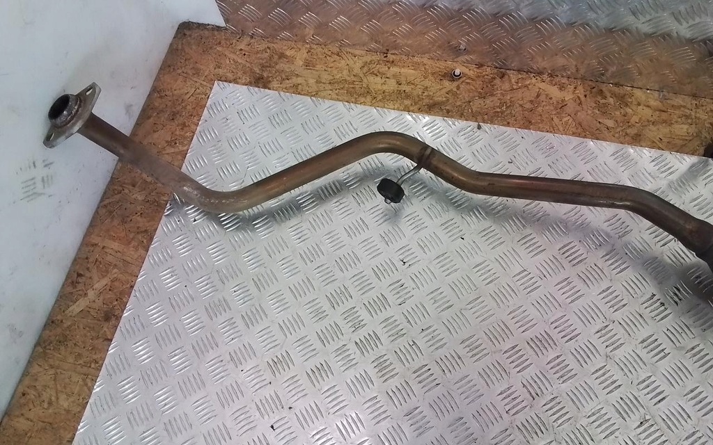 фото №6, Выхлоп гаситель yaris cross катализатор 1.5