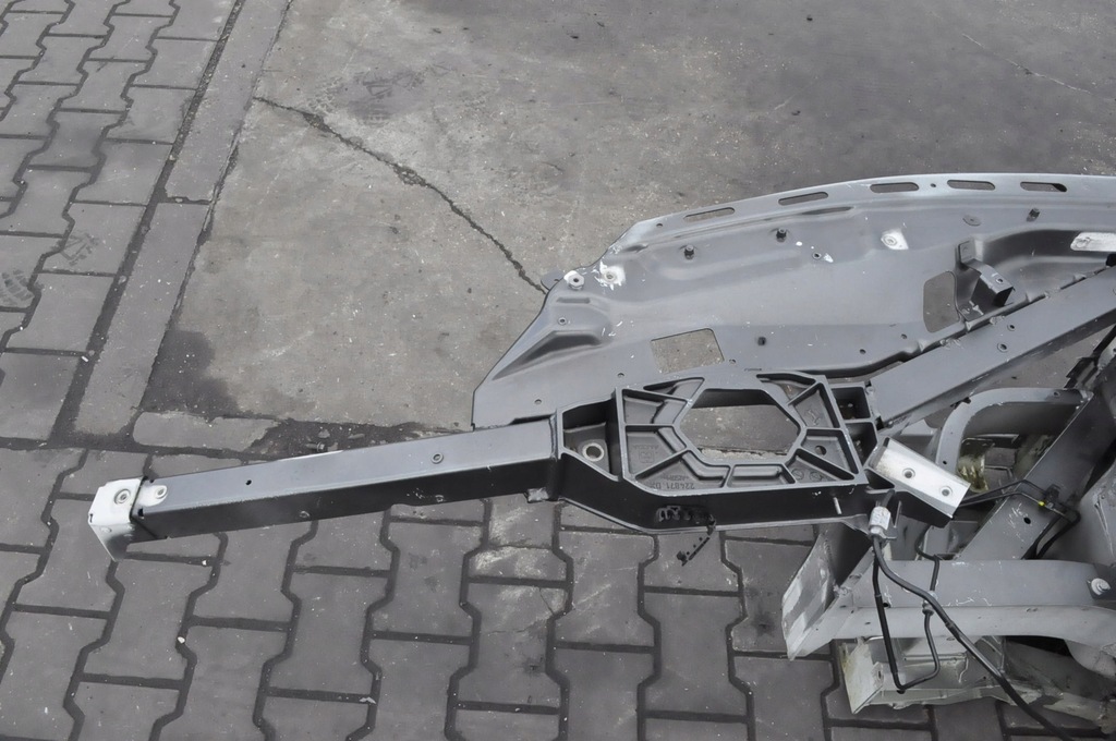 фото №8, Ferrari california чверть лонжерон права перед