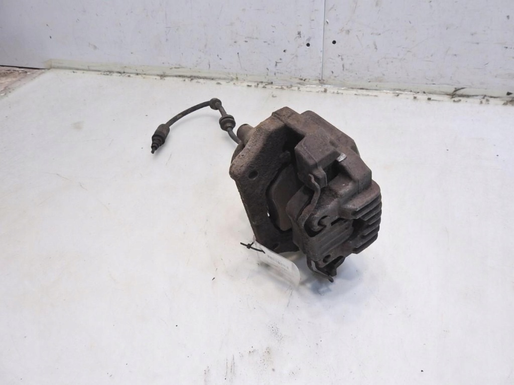 фото №7, Суппорт тормозной правый перед bmw 3 e91 2.0 d