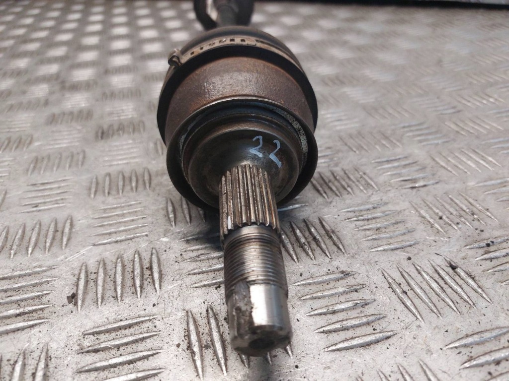 фото №3, Приводной вал левый перед + правый перед fiat grande punto i 1.2