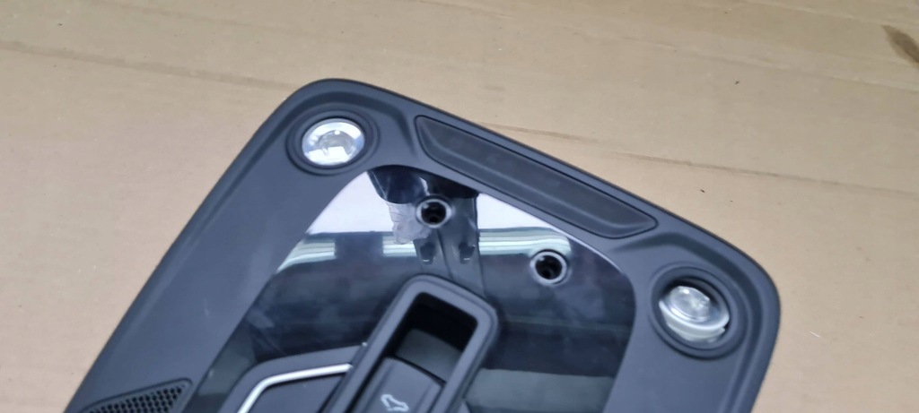 фото №7, Sq7 4m q7 лампа стельовий корпус na частини pod люк 4m0947135cr