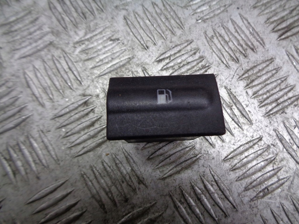 фото №1, Перемикач відкривання кришка пального octavia i