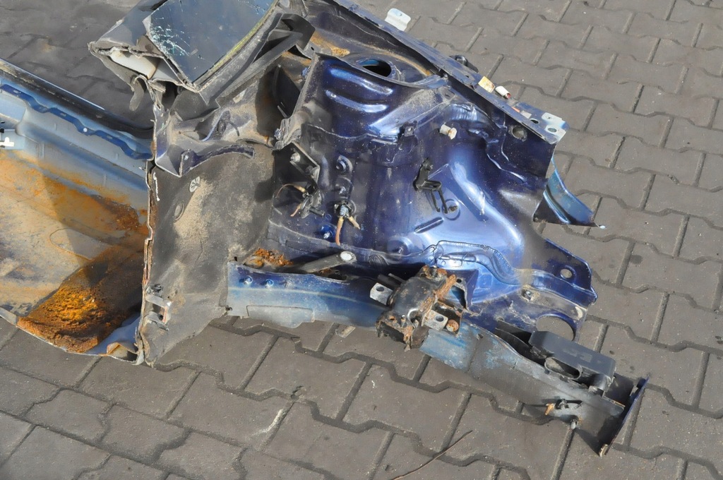 фото №4, Audi a1 четверть лонжерон левая перед