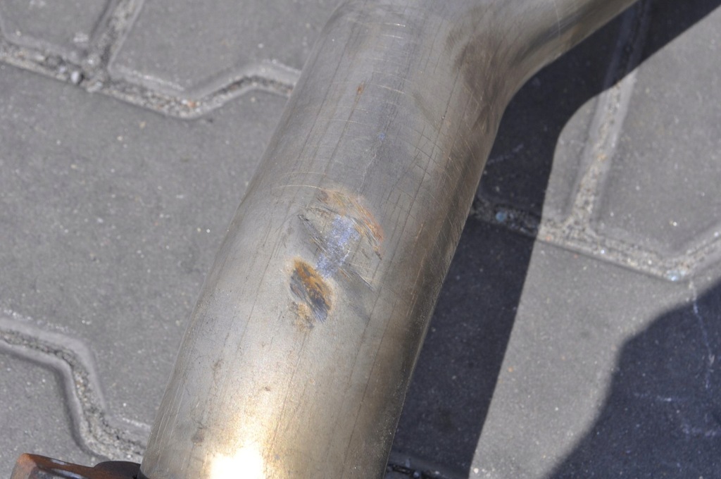 фото №9, Aston martin db11 5.2 v12 труба выхлопная