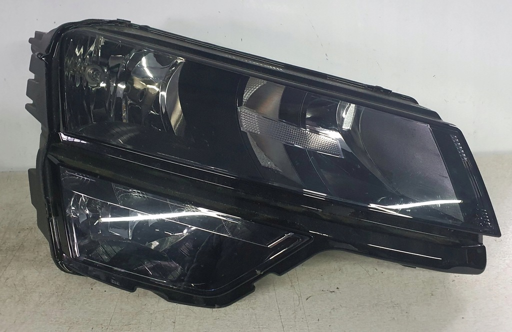 фото №1, Фара правый skoda karoq 18-