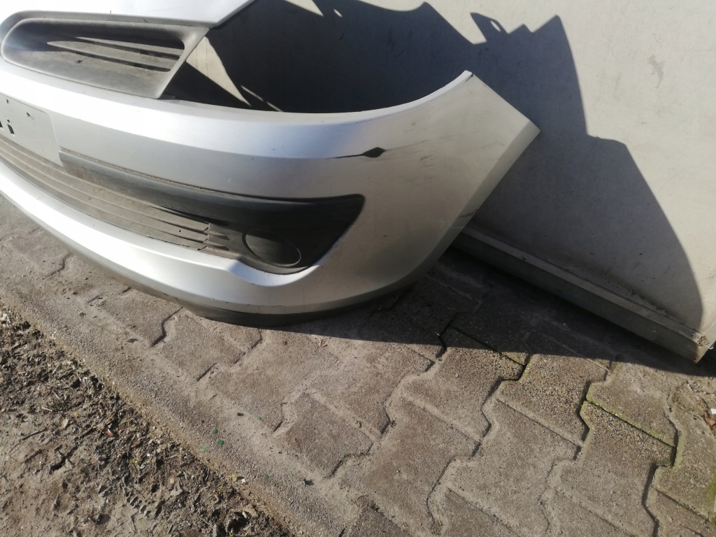 Бампер передний renault clio 3 185 05-09 Цена