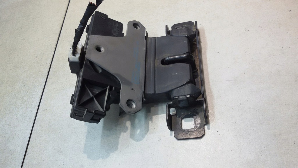 фото №8, Замок крышки задняя ford c-max i 3m51r442a66ca