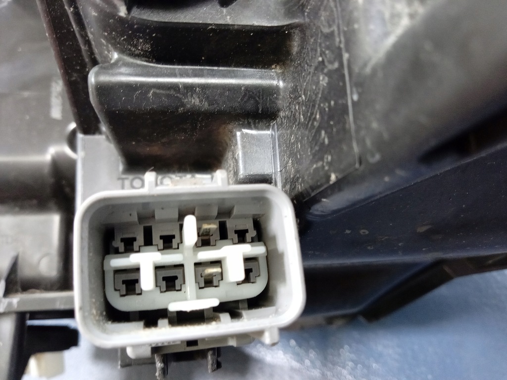 фото №14, Toyota c-hr фара правый full led 81110-yp280