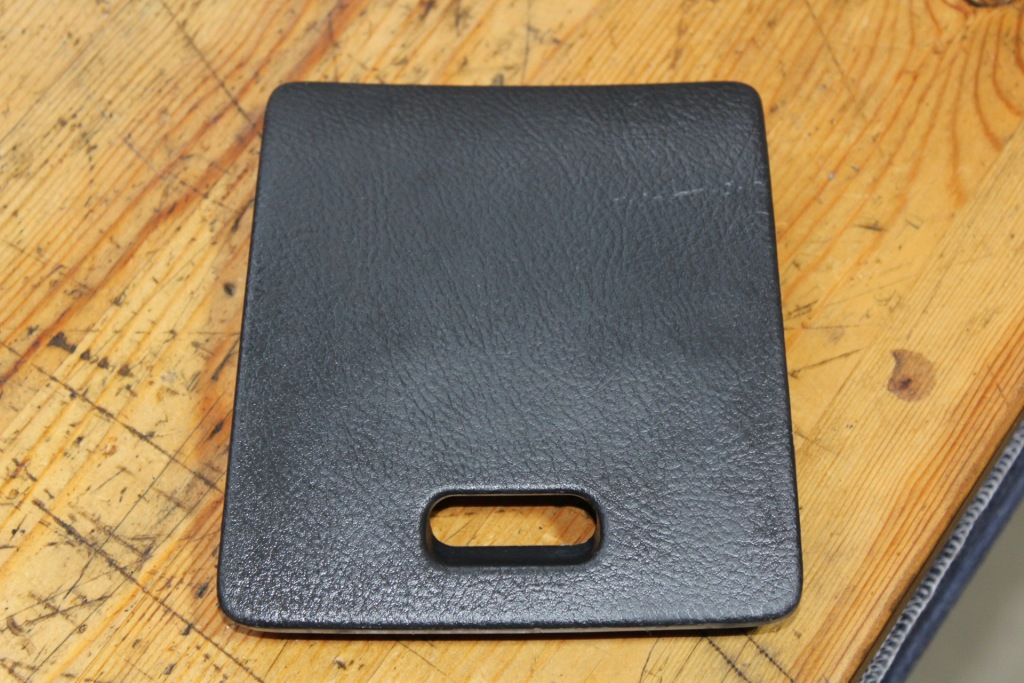 фото №8, Захист заглушка запобіжників toyota avensis t25 55545-05010