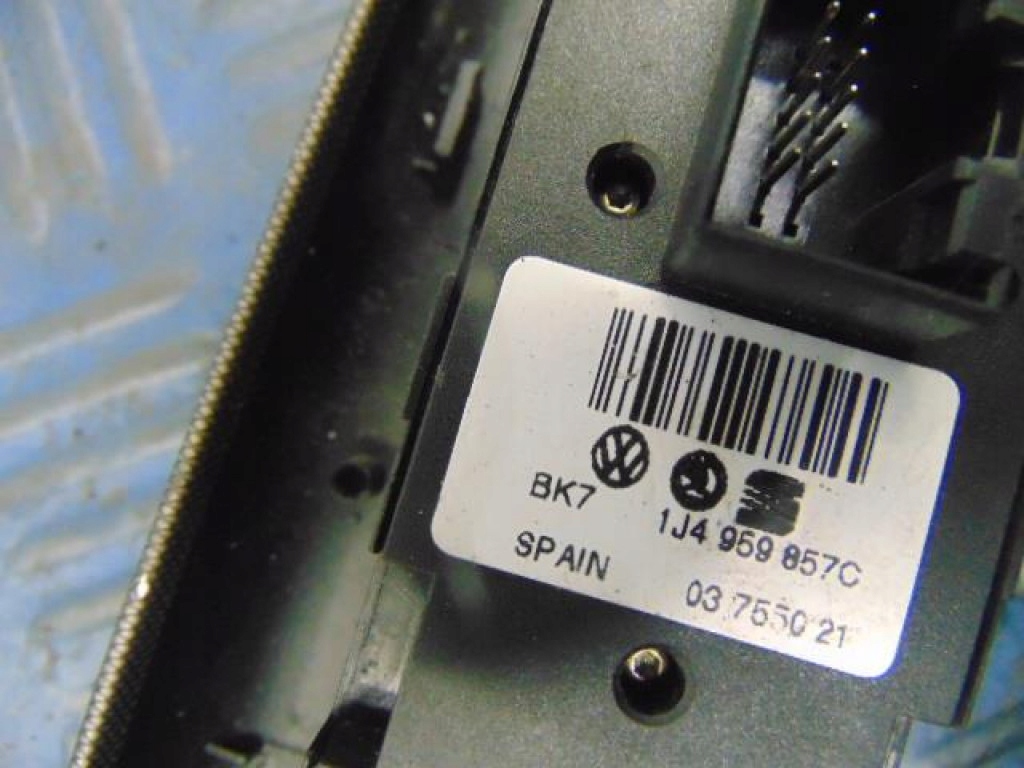 Volkswagen golf iv hb 1.9dti переключатель окон 1j4959857c в Украине