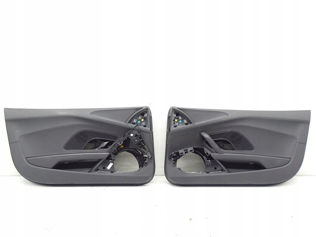 фото №13, Сиденья кожа audi r8 2020r 4s spyder + обивка дверь обшивка