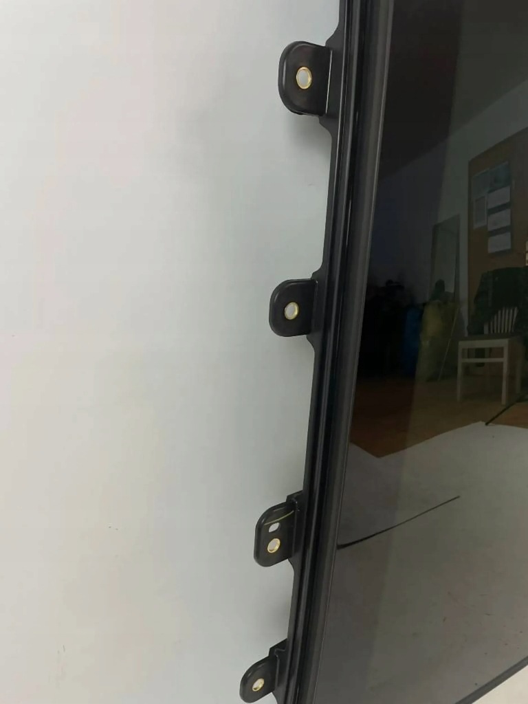 фото №16, Панорама люк крыша шторка ram v 1500 trx 21-24